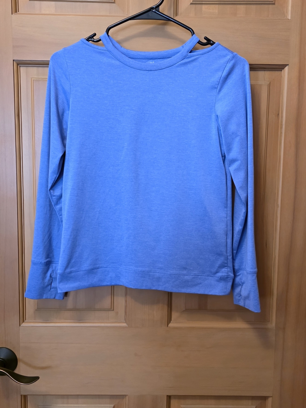 Girls' Long Sleeve Blue Crewneck Activewear Top